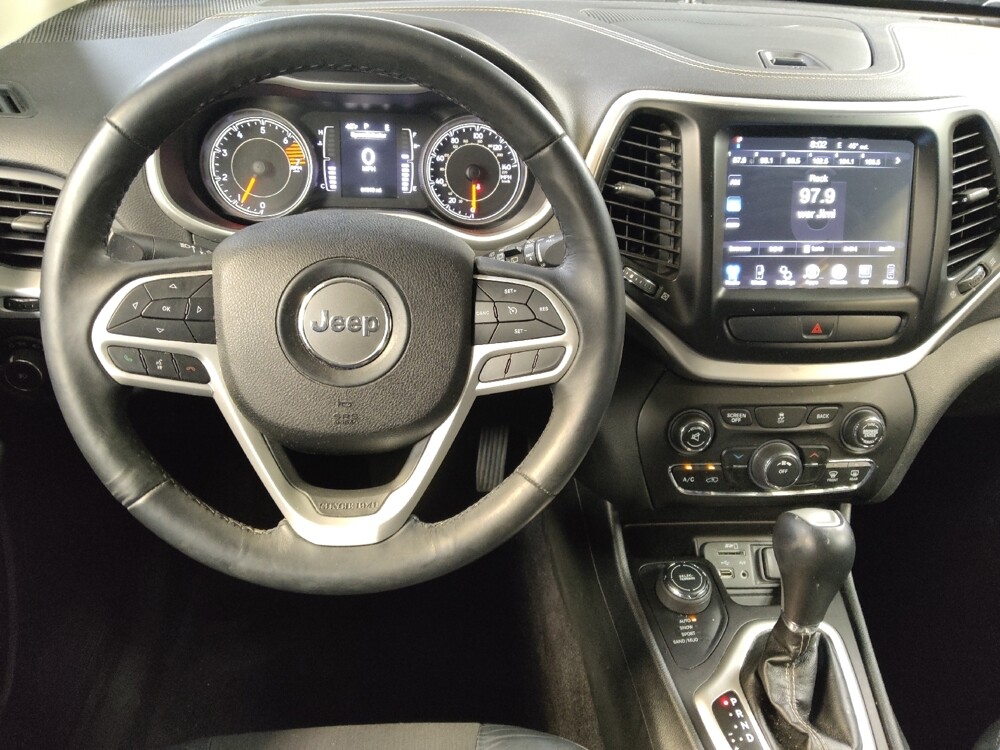 2018 Jeep Cherokee in Tallahassee, FL 32304 - 18104341 22