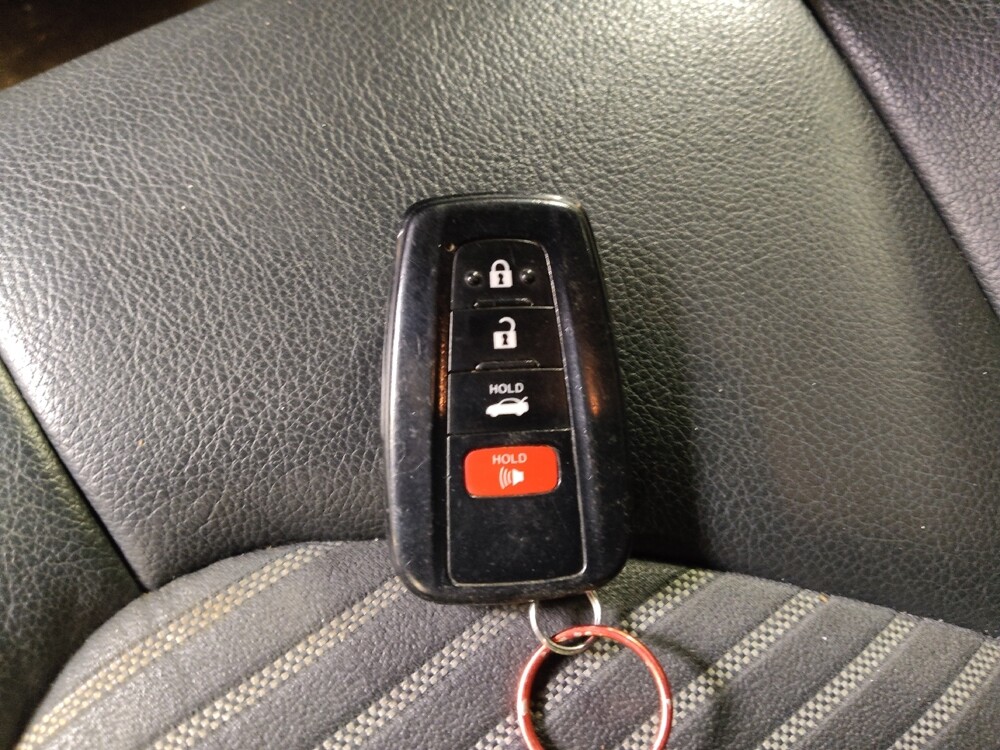 2019 Toyota Camry in Lakeland, FL 33815 - 18104342 32