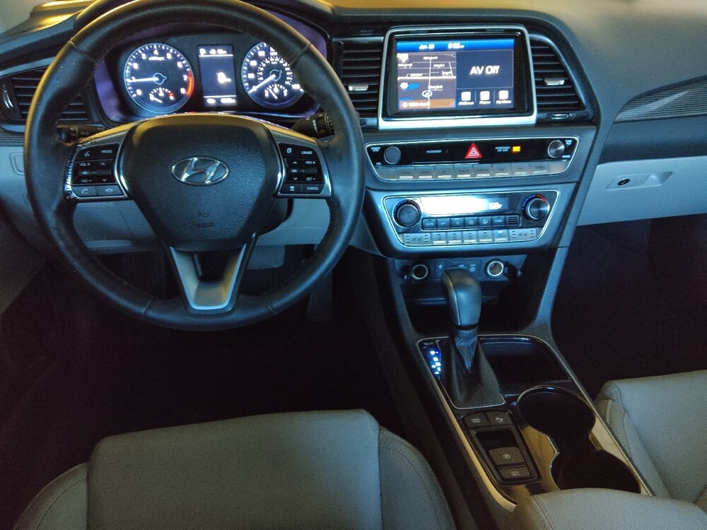 2018 Hyundai Sonata in Knoxville, TN 37923 - 18104348 22