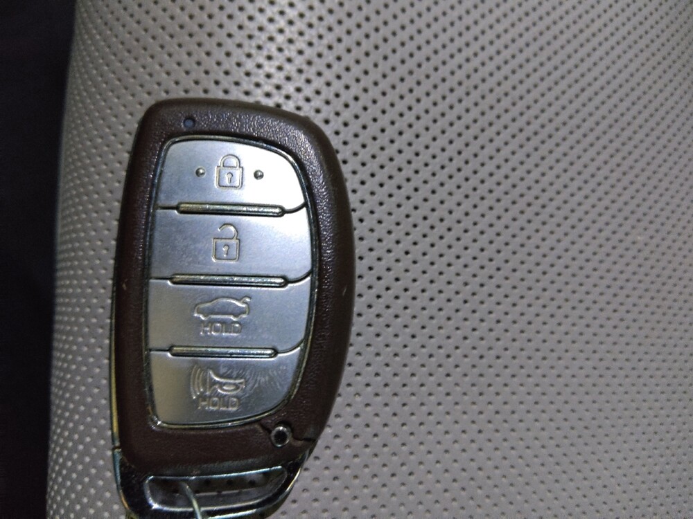 2018 Hyundai Sonata in Knoxville, TN 37923 - 18104348 32