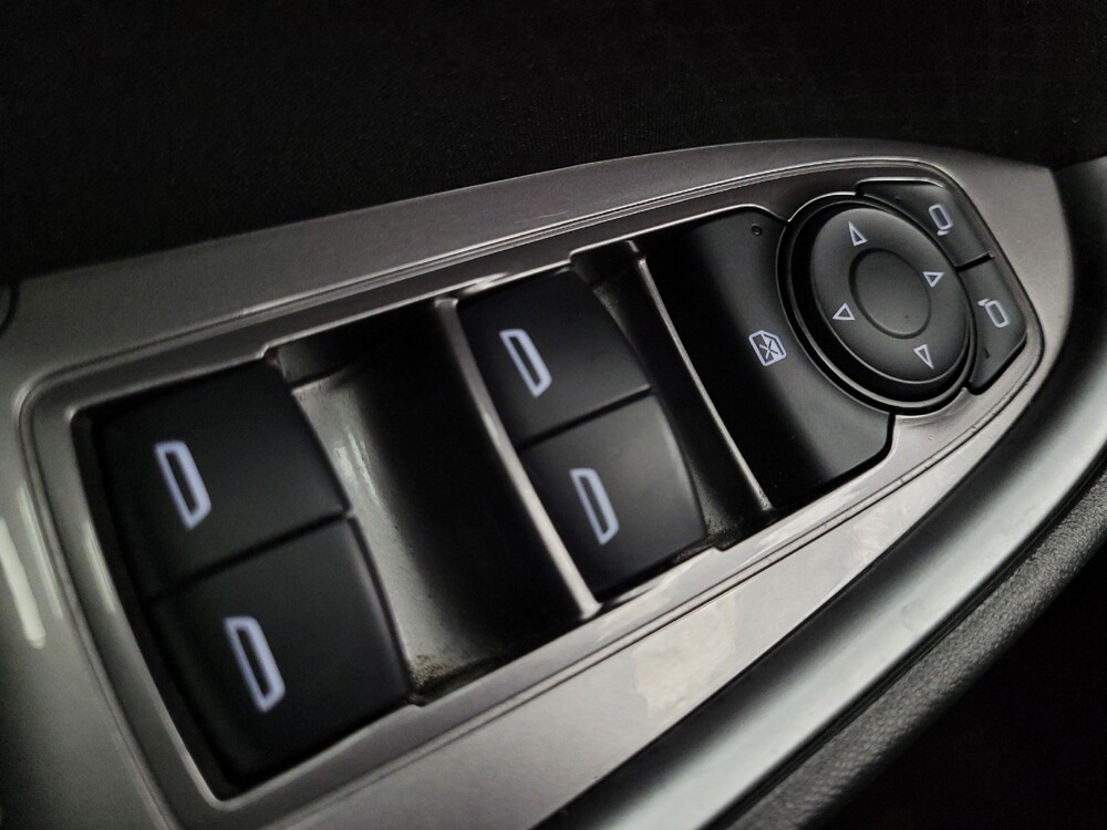 2019 Chevrolet Malibu in Las Vegas, NV 89104 - 18104356 27