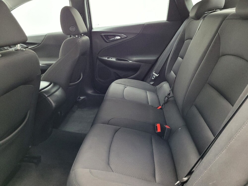 2019 Chevrolet Malibu in Las Vegas, NV 89104 - 18104356 18