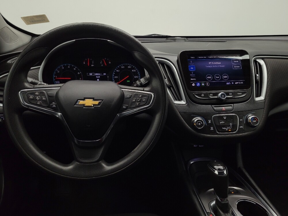 2019 Chevrolet Malibu in Las Vegas, NV 89104 - 18104356 22