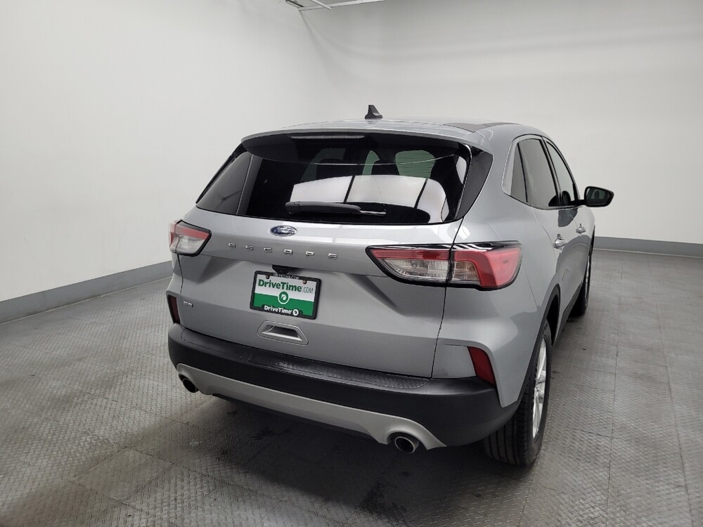 2022 Ford Escape in Las Vegas, NV 89102 - 18104360 7