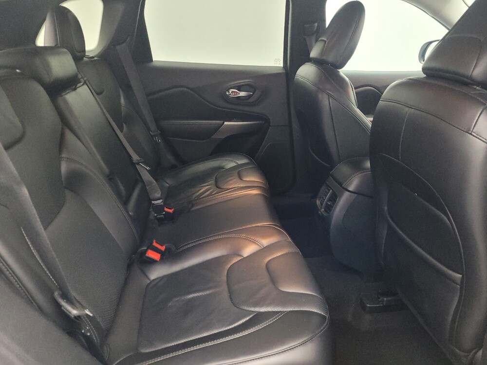 2020 Jeep Cherokee in Savannah, GA 31419 - 18104363 19