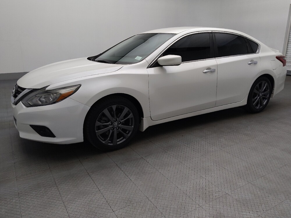 2018 Nissan Altima in Hialeah, FL 33014 - 18104365 2