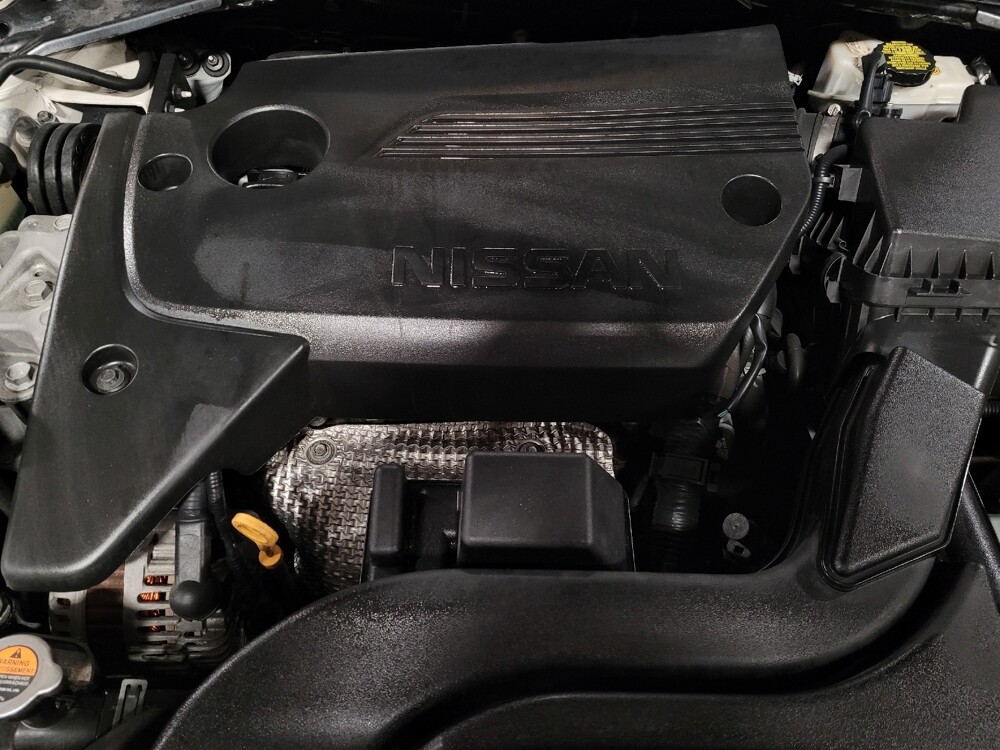 2018 Nissan Altima in Hialeah, FL 33014 - 18104365 30