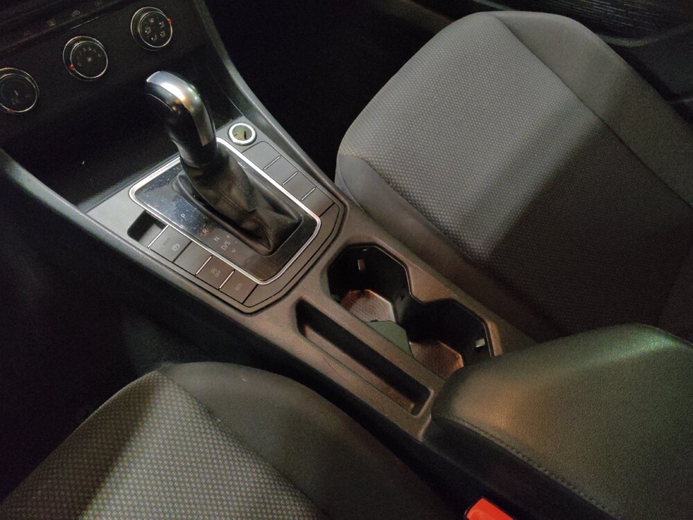 2019 Volkswagen Jetta in Pensacola, FL 32505 - 18104366 26