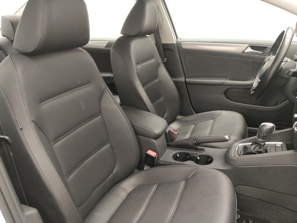 2018 Volkswagen Jetta in Gainesville, FL 32609 - 18104369 21