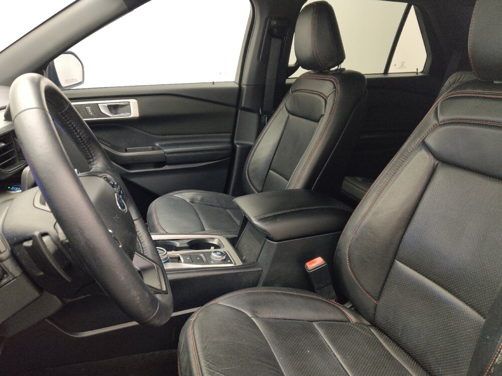 2020 Ford Explorer in Jacksonville, FL 32225 - 18104376 17