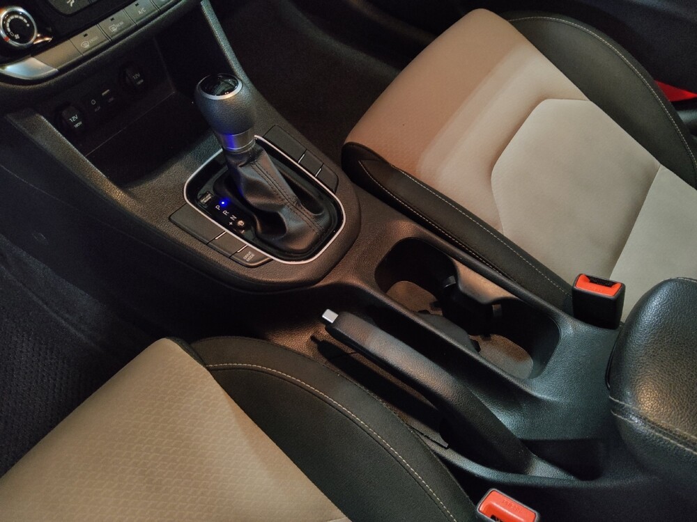 2018 Hyundai Elantra in Pensacola, FL 32505 - 18104380 26