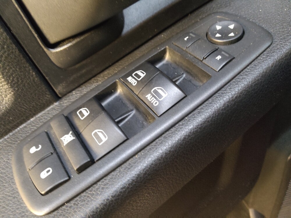 2017 RAM 1500 in Charlotte, NC 28273 - 18104382 27