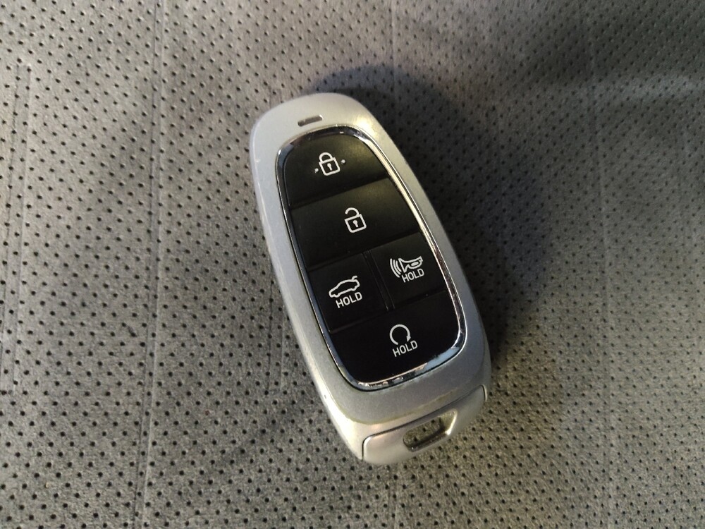 2021 Hyundai Sonata in Columbia, SC 29210 - 18104393 32