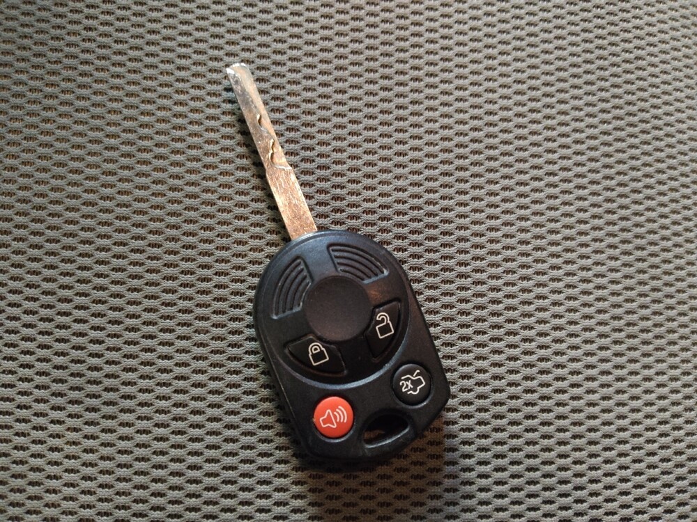 2013 Ford Focus in Columbia, SC 29210 - 18104398 32