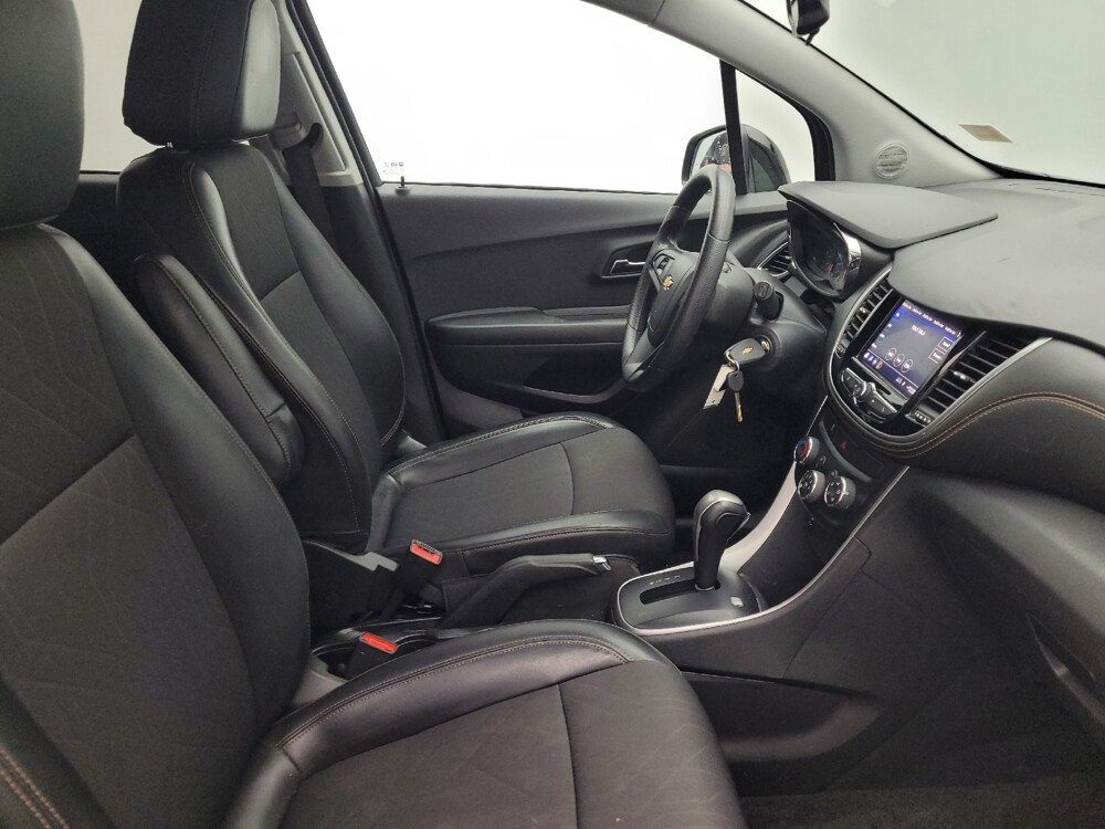 2021 Chevrolet Trax in Charlotte, NC 28213 - 18104402 21