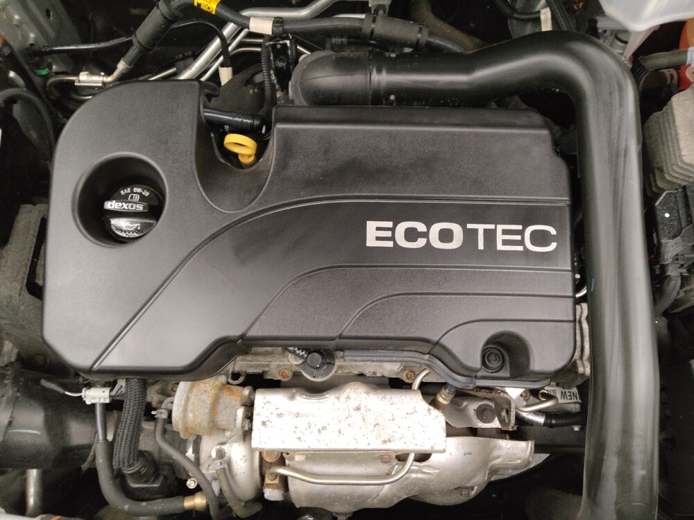 2018 Chevrolet Equinox in Colorado Springs, CO 80909 - 18104408 30