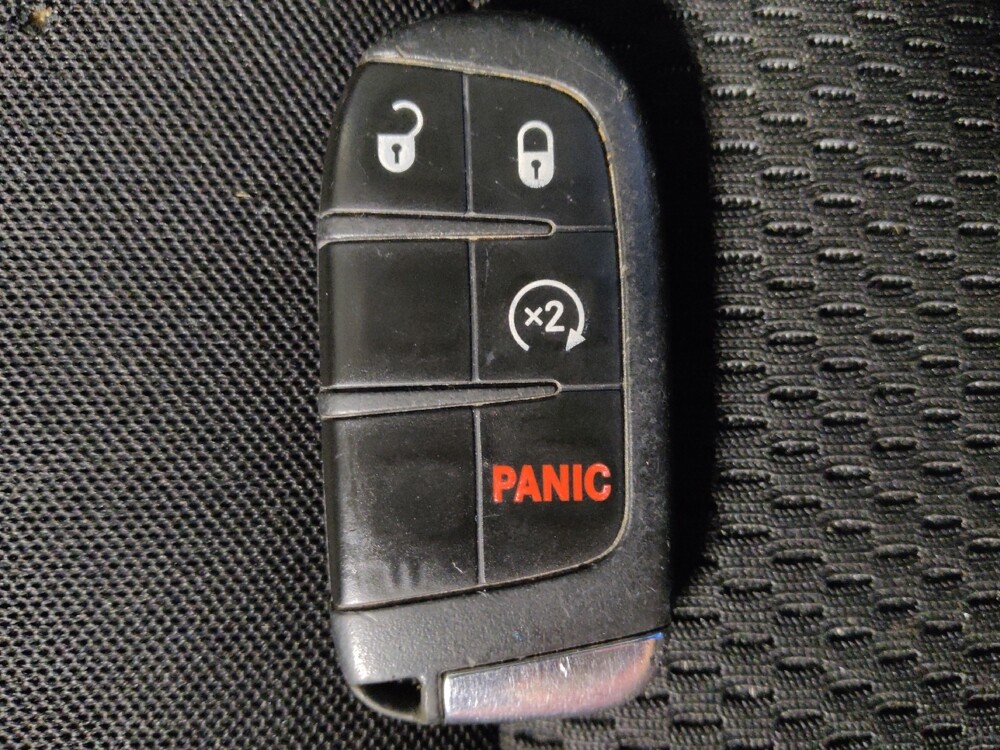 2020 Jeep Renegade in Houston, TX 77034 - 18104423 32