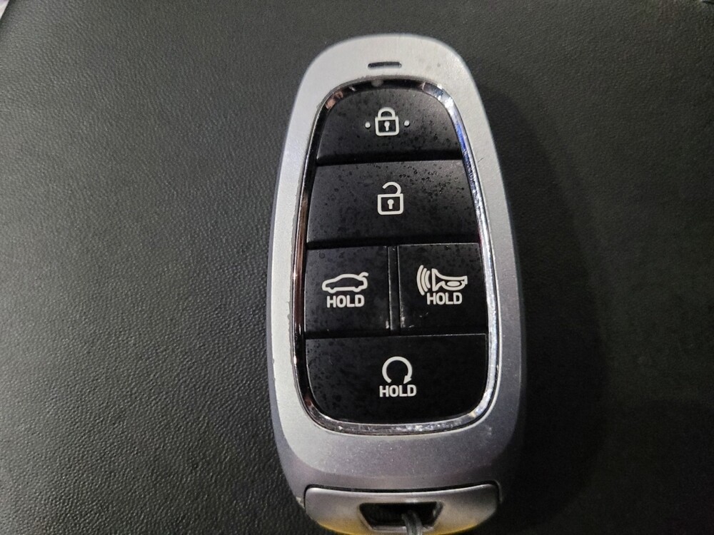 2023 Hyundai Sonata in Pittsburgh, PA 15237 - 18104424 32