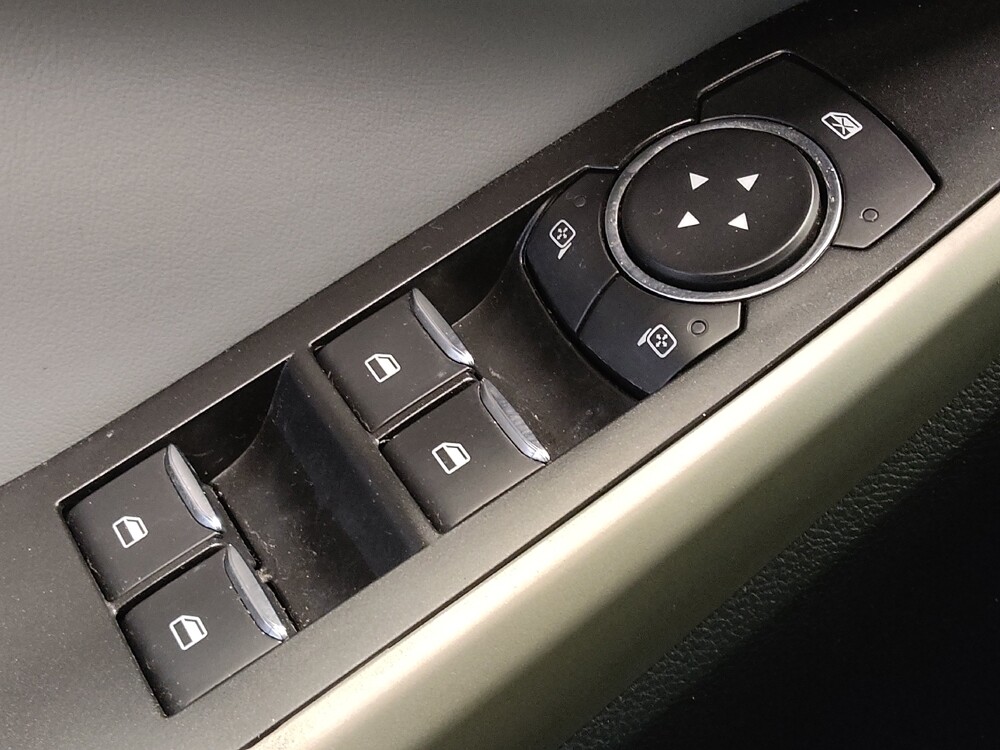 2021 Ford Explorer in Live Oak, TX 78233 - 18104432 27