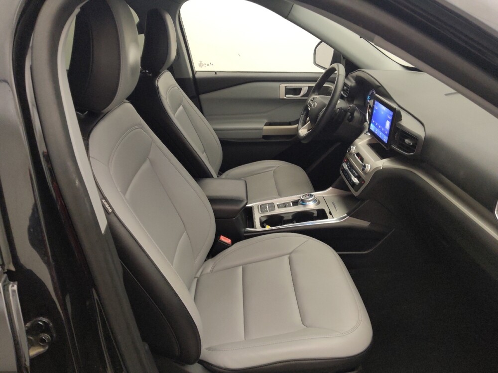 2021 Ford Explorer in Live Oak, TX 78233 - 18104432 21