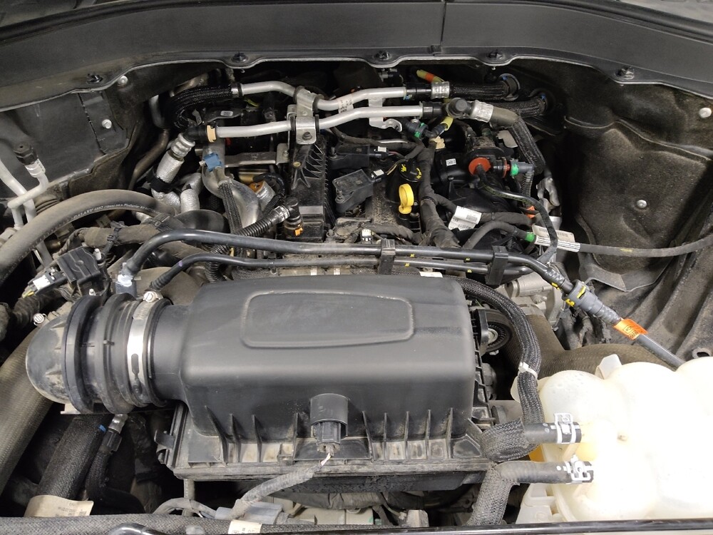 2021 Ford Explorer in Live Oak, TX 78233 - 18104432 30