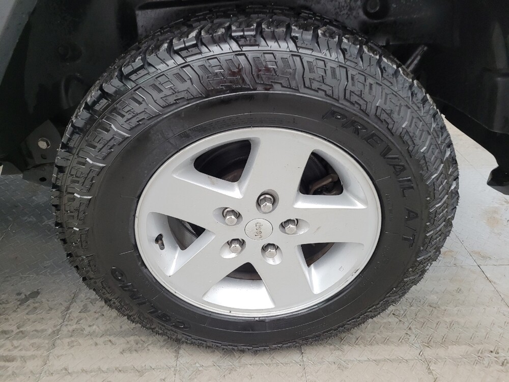 2018 Jeep Wrangler in Toledo, OH 43617 - 18104436 31