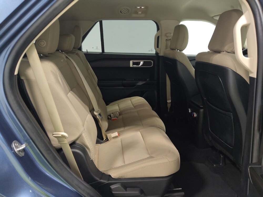 2020 Ford Explorer in Columbus, OH 43231 - 18104438 19