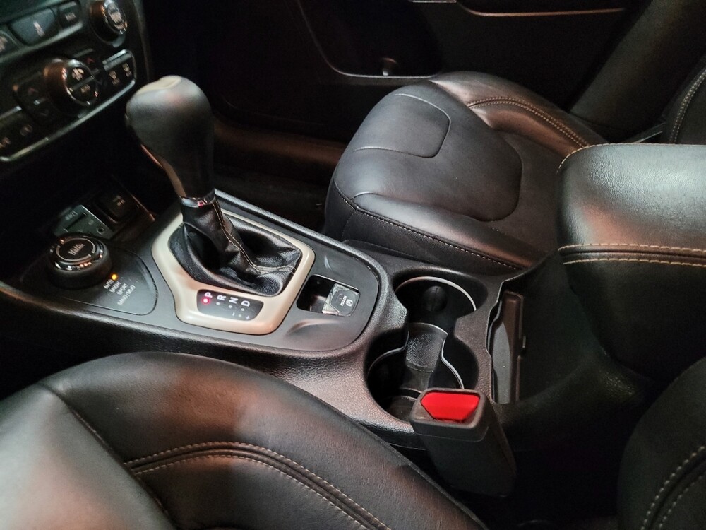 2018 Jeep Cherokee in Temple Hills, MD 20746 - 18104446 26