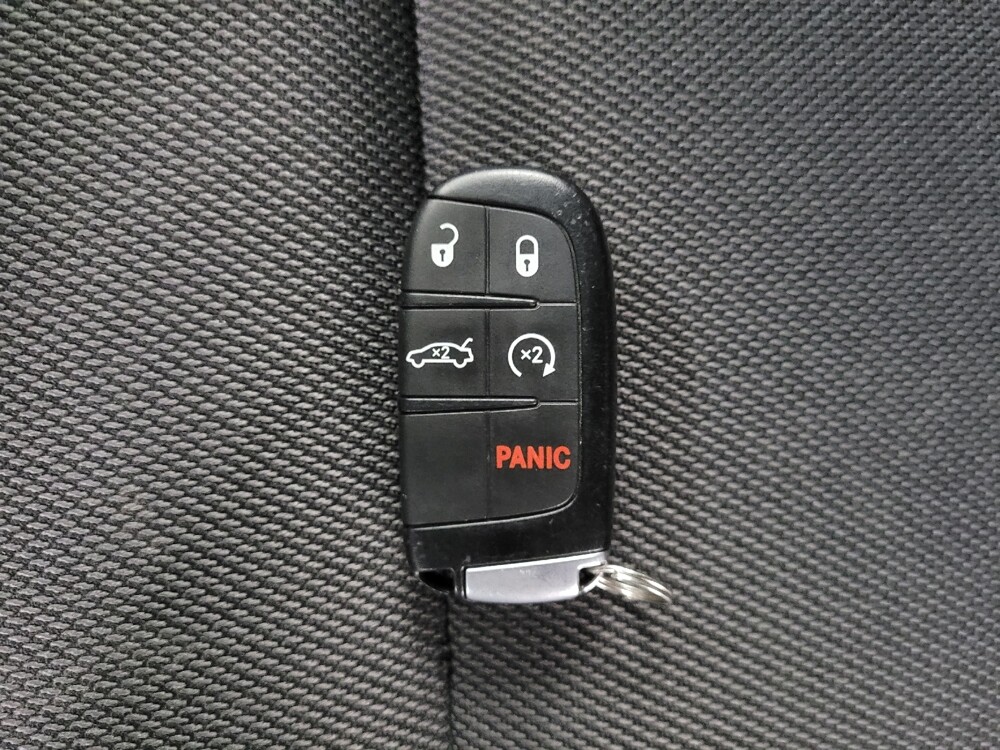 2019 Dodge Charger in Pittsburgh, PA 15237 - 18104448 32