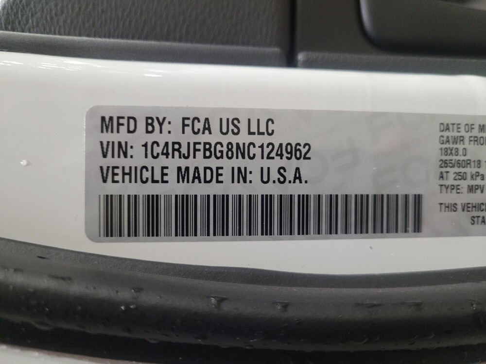 2022 Jeep Grand Cherokee in Pittsburgh, PA 15237 - 18104451 33