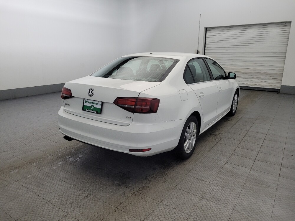 2017 Volkswagen Jetta in Pittsburgh, PA 15237 - 18104453 9