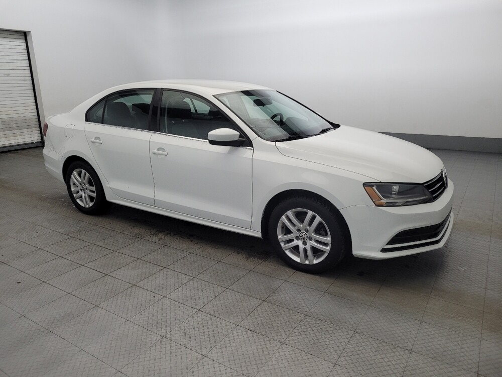 2017 Volkswagen Jetta in Pittsburgh, PA 15237 - 18104453 11