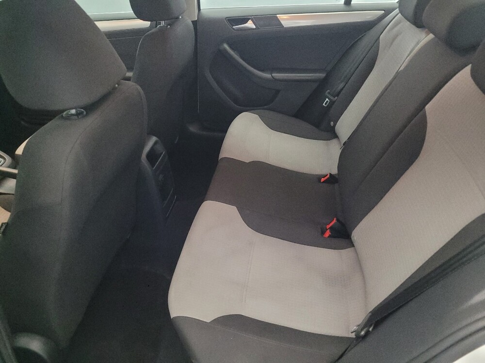 2017 Volkswagen Jetta in Pittsburgh, PA 15237 - 18104453 18