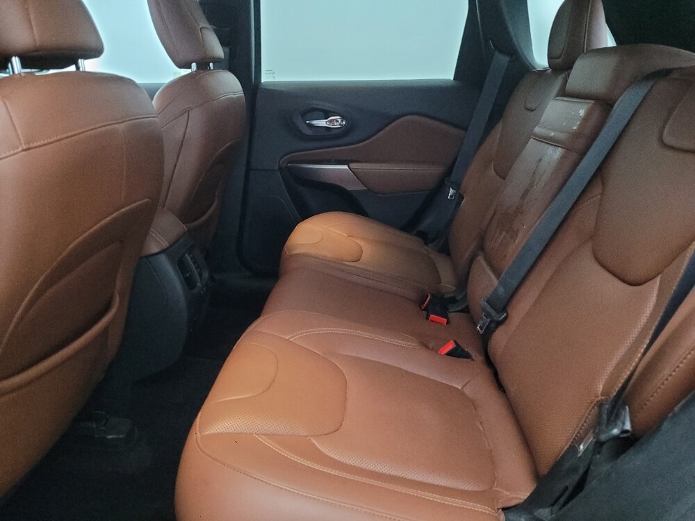 2019 Jeep Cherokee in Temple Hills, MD 20746 - 18104459 18