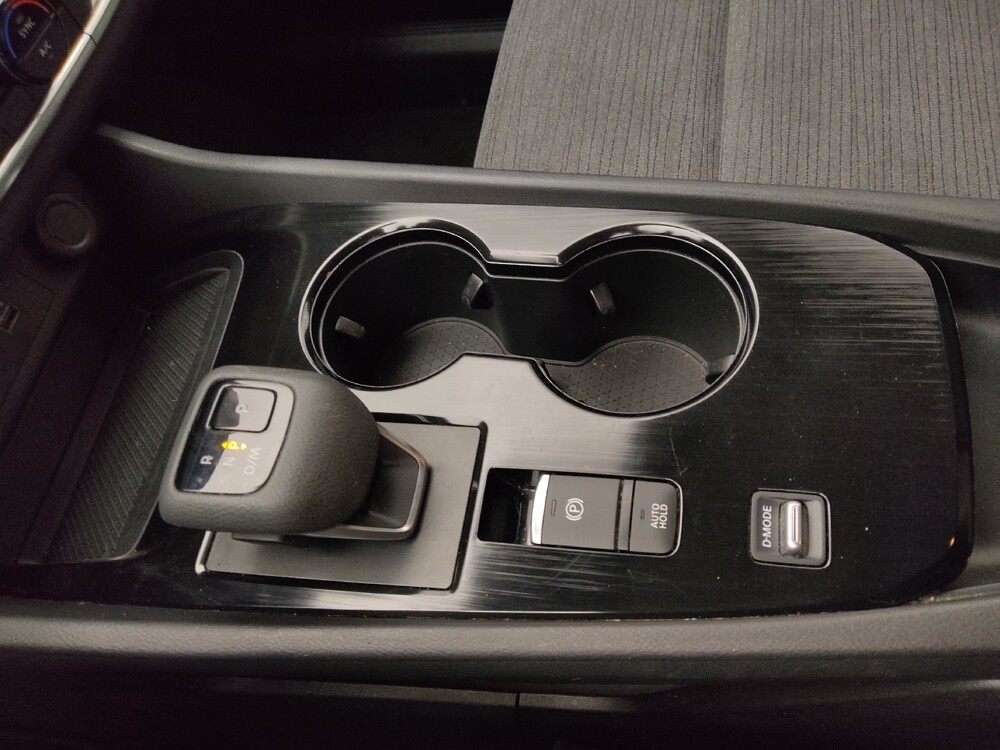 2023 Nissan Rogue in Independence, MO 64055 - 18104465 26