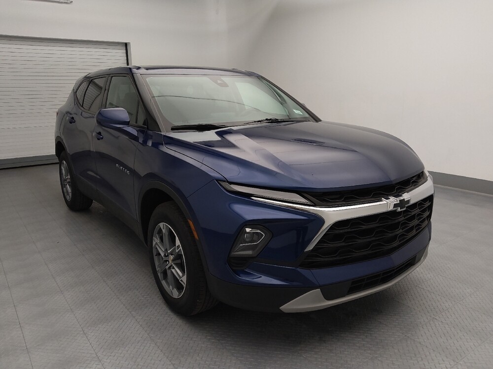 2023 Chevrolet Blazer in Springfield, MO 65807 - 18104467 13