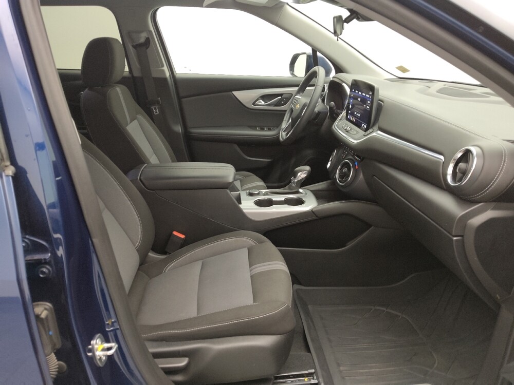 2023 Chevrolet Blazer in Springfield, MO 65807 - 18104467 21