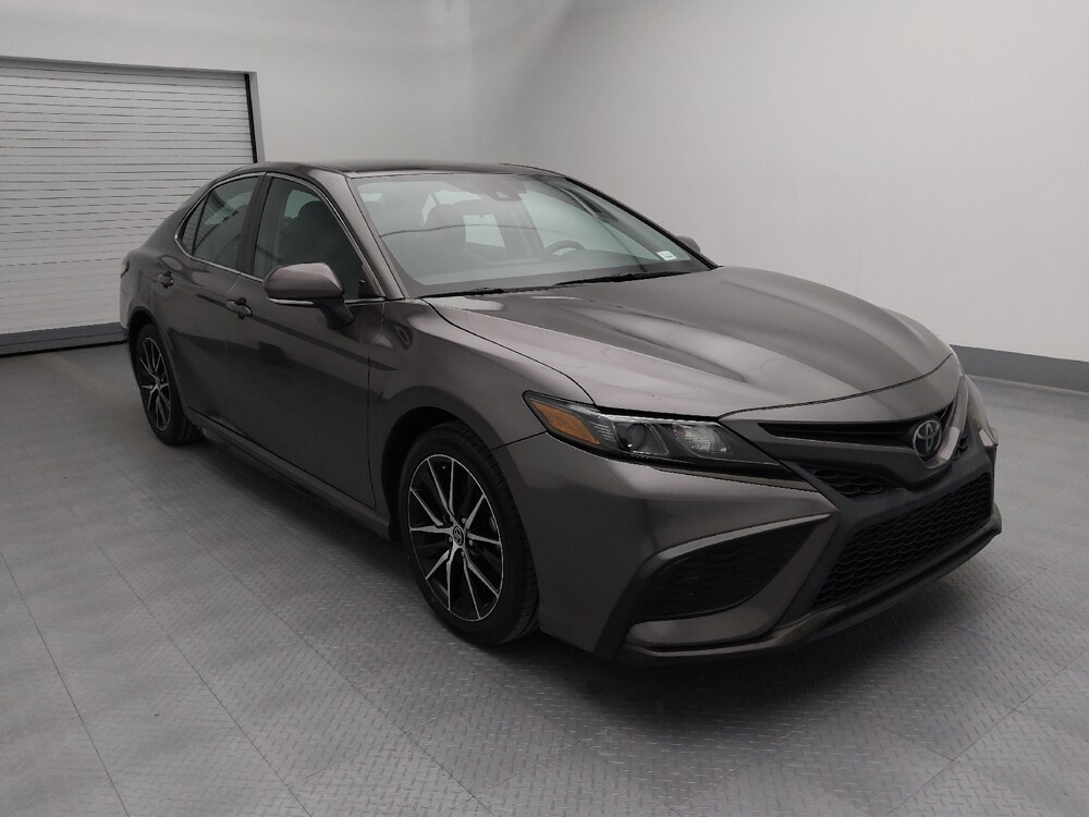 2022 Toyota Camry in Independence, MO 64055 - 18104468 13