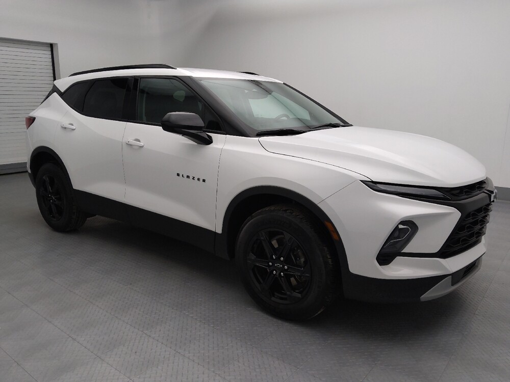 2024 Chevrolet Blazer in Independence, MO 64055 - 18104472 11