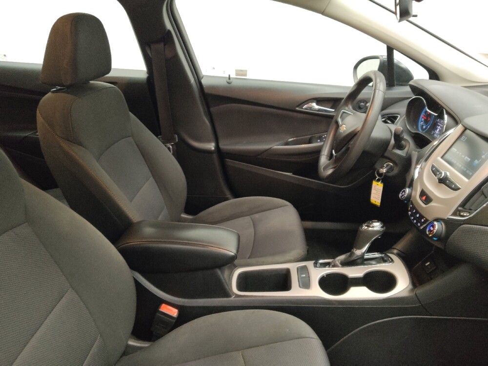 2017 Chevrolet Cruze in Lombard, IL 60148 - 18104475 21