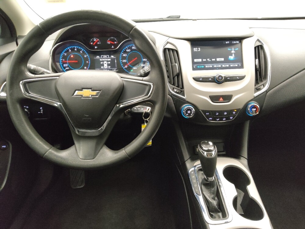 2017 Chevrolet Cruze in Lombard, IL 60148 - 18104475 22