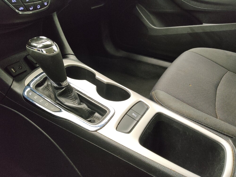 2017 Chevrolet Cruze in Lombard, IL 60148 - 18104475 26