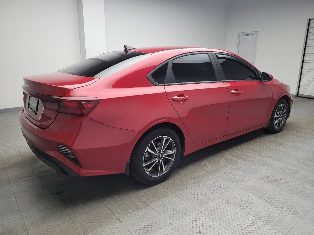 2023 Kia Forte in Taylor, MI 48180 - 18104478 10