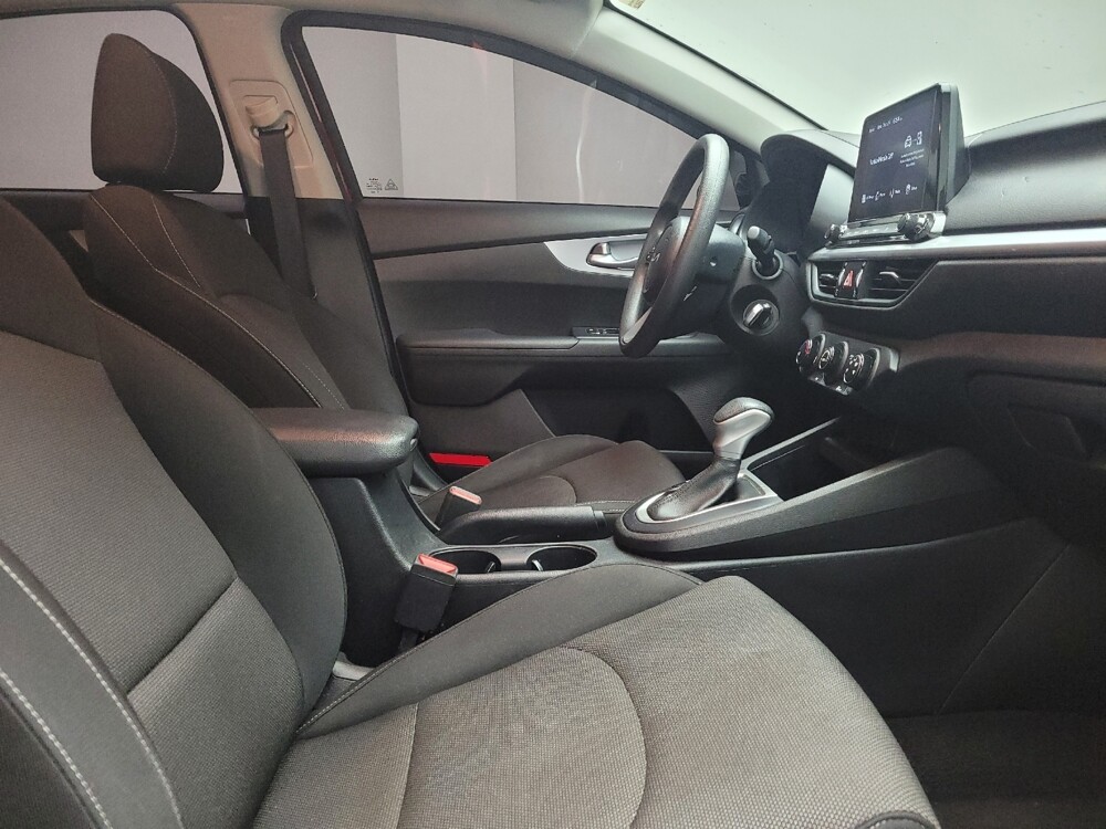 2023 Kia Forte in Taylor, MI 48180 - 18104478 21