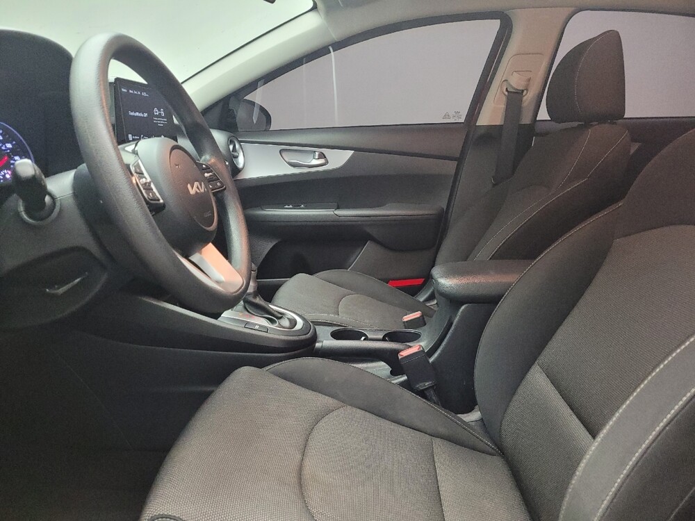 2023 Kia Forte in Taylor, MI 48180 - 18104478 17