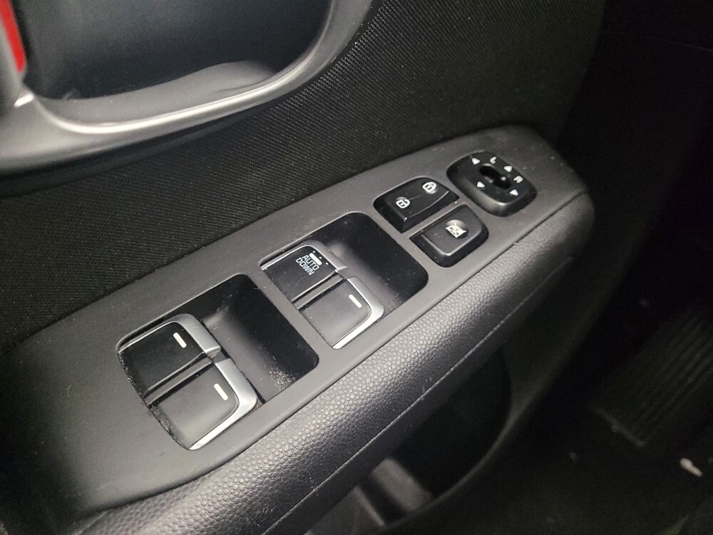 2019 Kia Soul in Grand Rapids, MI 49508 - 18104479 27