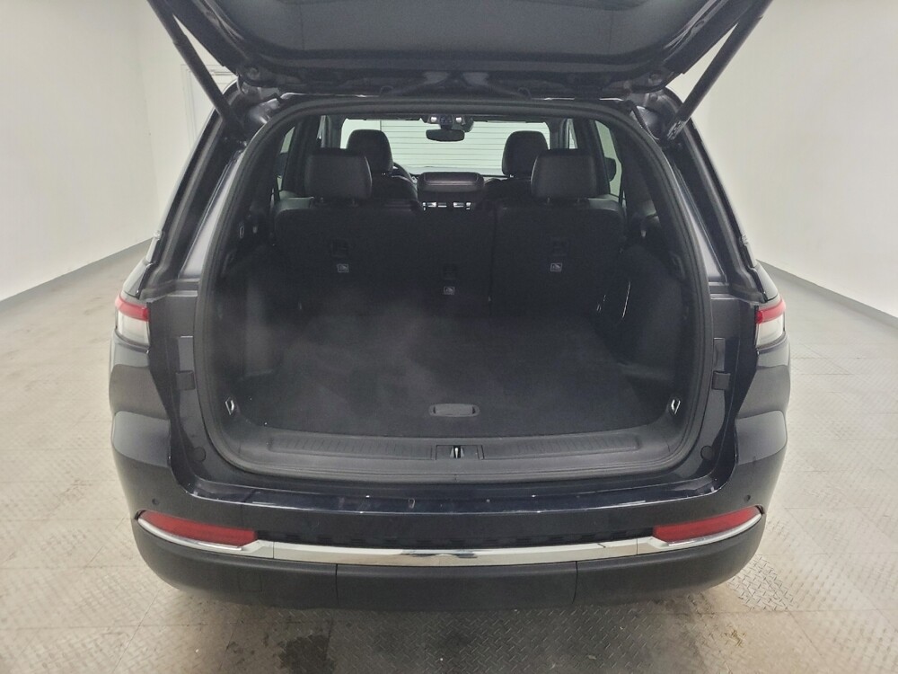 2024 Jeep Grand Cherokee in Grand Rapids, MI 49508 - 18104482 29