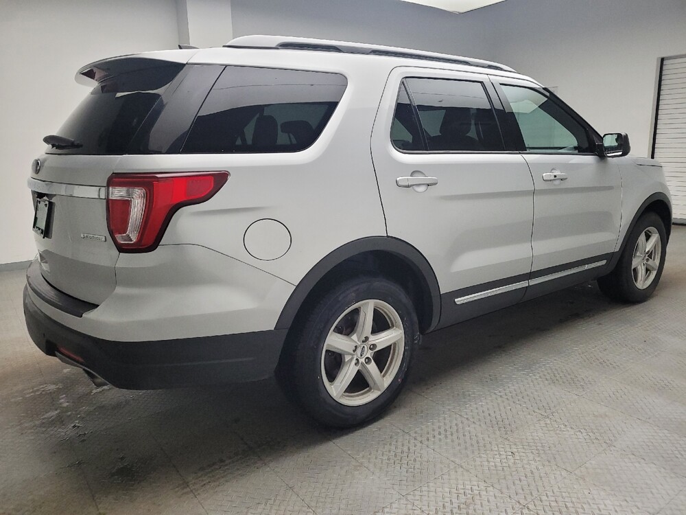 2019 Ford Explorer in Eastpointe, MI 48021 - 18104484 10