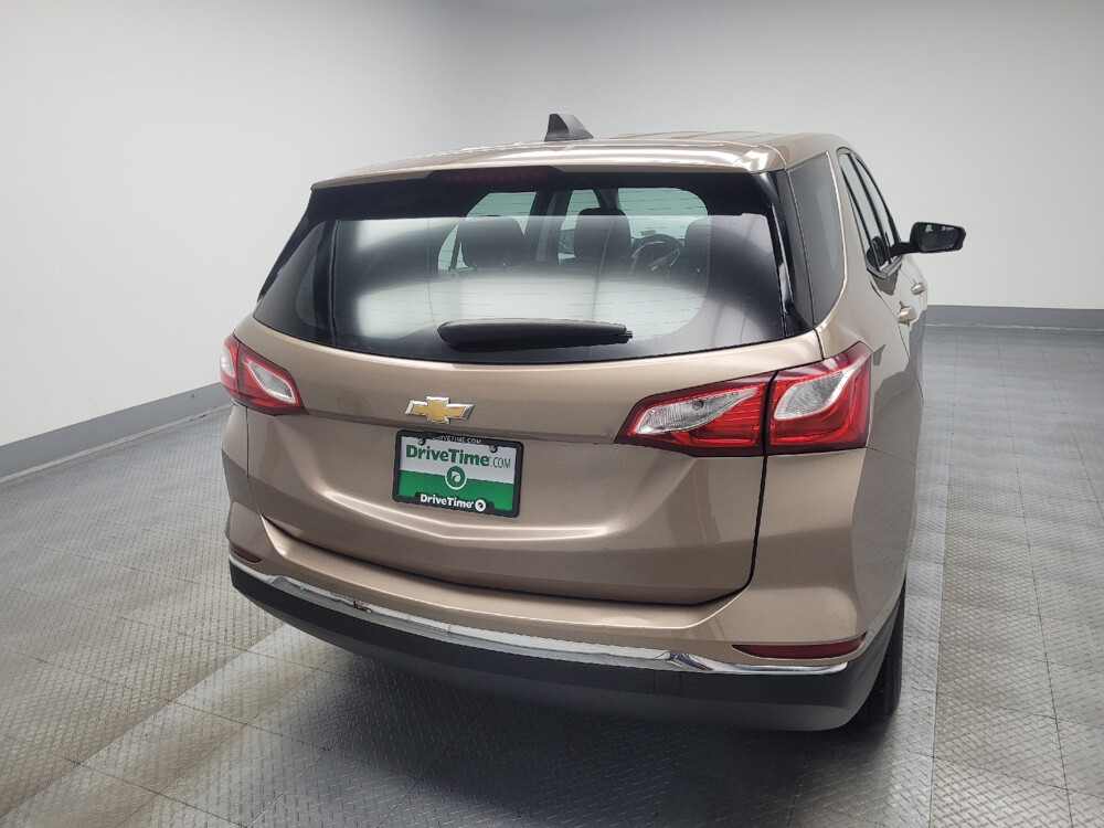2018 Chevrolet Equinox in Eastpointe, MI 48021 - 18104485 7