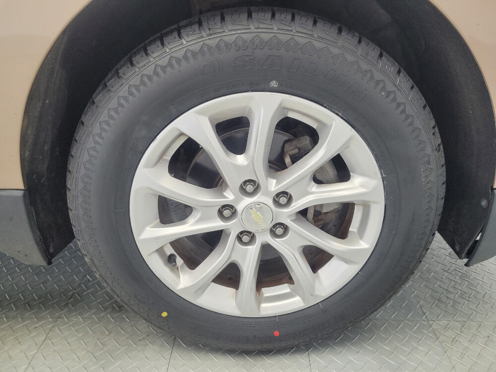 2018 Chevrolet Equinox in Eastpointe, MI 48021 - 18104485 31